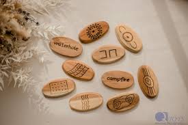 Aboriginal Symbol Wooden Stones - 688 - QToys - The Little Lost Bookshop